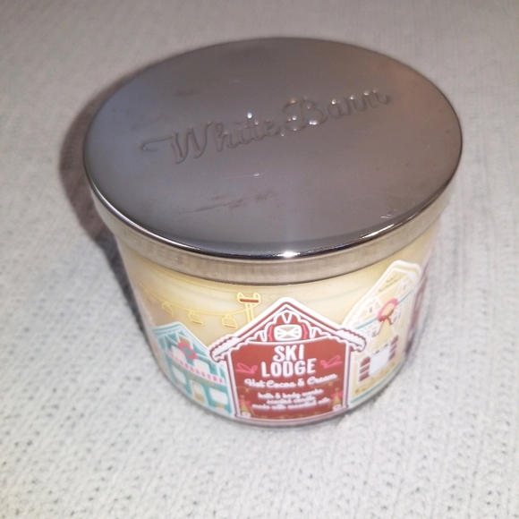 NEW Ski Lodge☕🍫Hot Cocoa & Cream 3 Wick Candle❄⛄Bath & Body Works - Picture 4 of 5